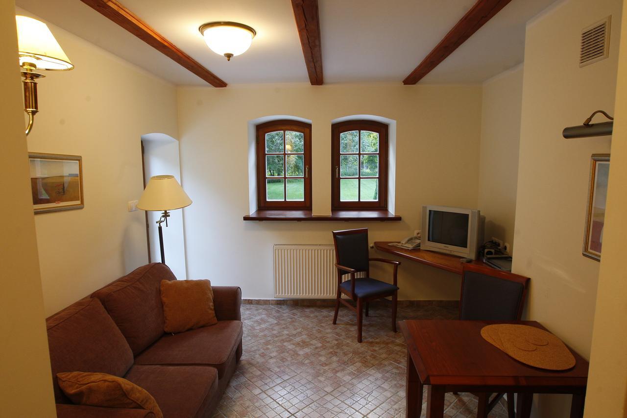 Lesniczowka Nibork Bed & Breakfast Ниджица Екстериор снимка